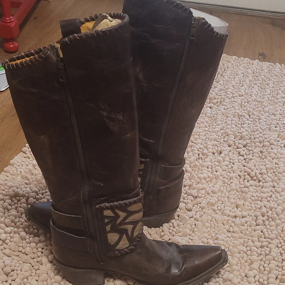 Old Gringo 7 1/2 B Distressed walking heel knee Boots - Picture 4 of 16